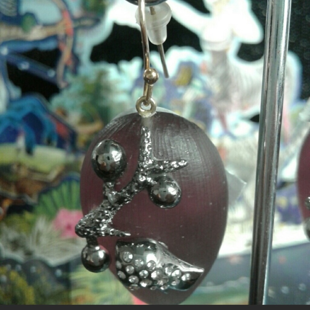 Alexis Bittar burgundy lucite Teardrop Earrings w/ crystals in gunmetal setting - Picture 5 of 7